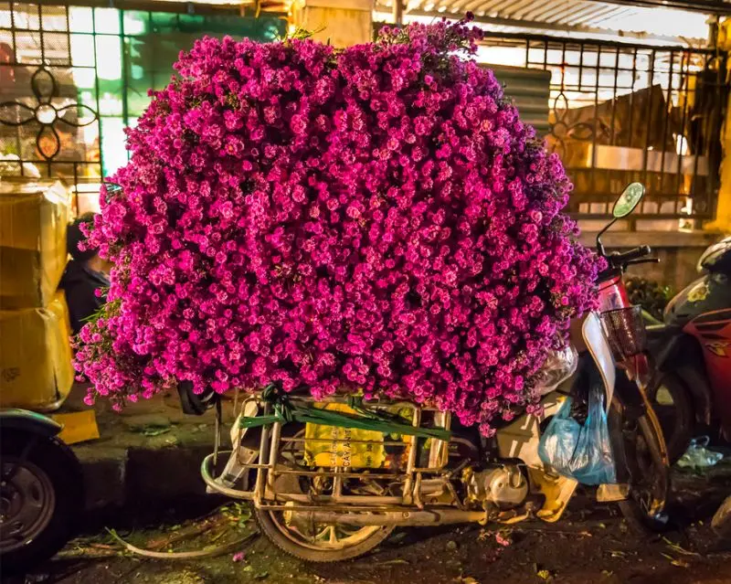 C&oacute; khu chợ Long Bi&ecirc;n kh&ocirc;ng ngủ nổi tiếng khắp H&agrave; Th&agrave;nh 9