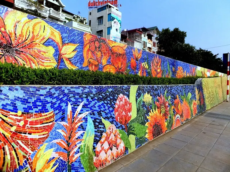 Con đường gốm sứ t&aacute;i hiện tinh hoa văn h&oacute;a d&acirc;n tộc ở H&agrave; Nội 4
