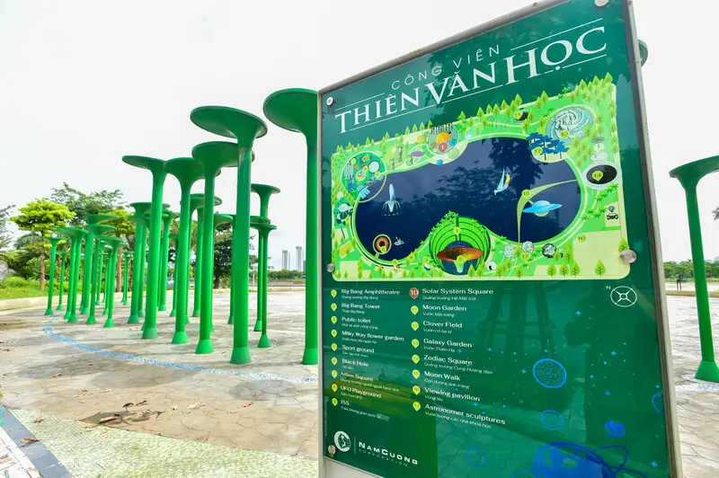 C&ocirc;ng vi&ecirc;n Thi&ecirc;n Văn Học m&ocirc; phỏng kh&ocirc;ng gian vũ trụ trong l&ograve;ng H&agrave; Nội 4