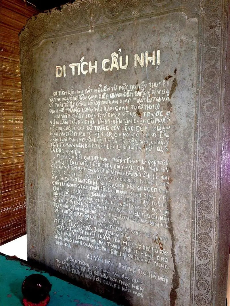 Đền Cẩu Nhi, nơi lưu giữ nét đẹp xưa cũ giữa lòng thủ đô 12