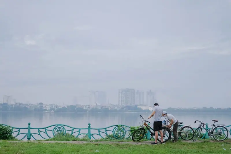 Đến Hồ T&acirc;y ngắm cảnh đẹp c&oacute; một kh&ocirc;ng hai giữa l&ograve;ng thủ đ&ocirc; 8