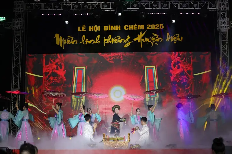 Đ&igrave;nh Ch&egrave;m: Biểu tượng văn h&oacute;a l&agrave;ng x&atilde; giữa thủ đ&ocirc; H&agrave; Nội 9