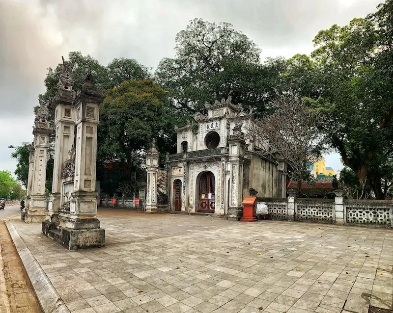 Du ngoạn Thăng Long tứ trấn, ngắm nh&igrave;n văn h&oacute;a thủ đ&ocirc; xưa cũ 6
