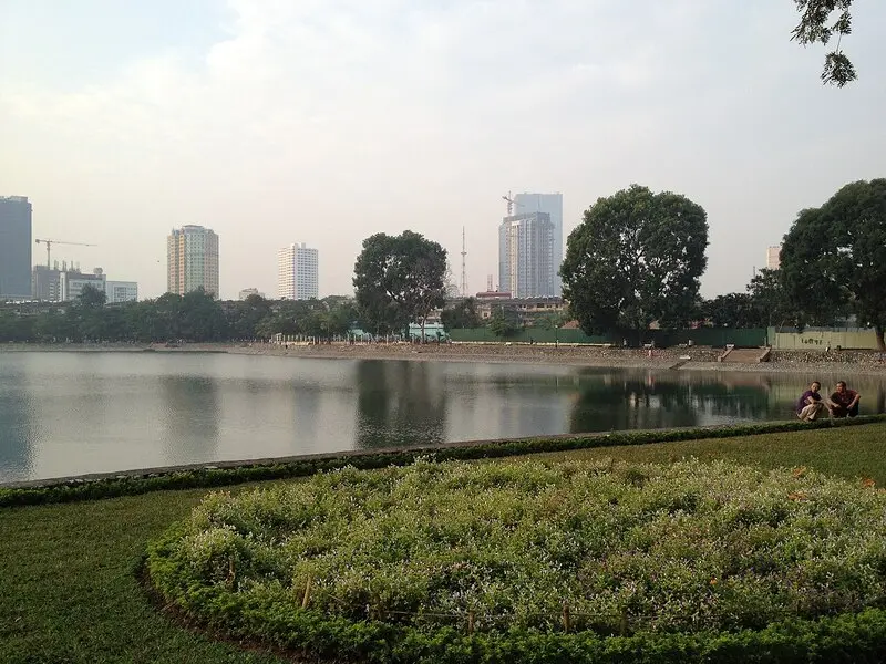Hồ Th&agrave;nh C&ocirc;ng: Kh&ocirc;ng gian xanh v&agrave; k&yacute; ức của Thủ đ&ocirc; 3