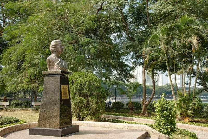 Hồ Th&agrave;nh C&ocirc;ng: Kh&ocirc;ng gian xanh v&agrave; k&yacute; ức của Thủ đ&ocirc; 5