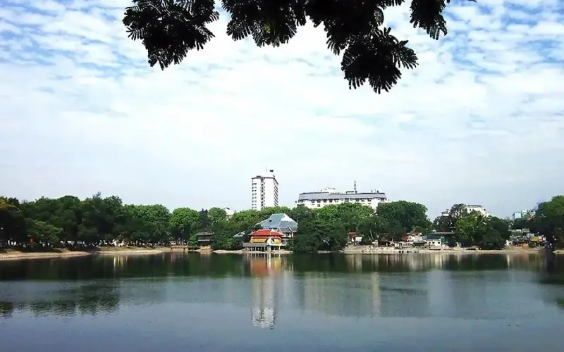 Hồ Thiền Quang: G&oacute;c xanh b&igrave;nh y&ecirc;n giữa l&ograve;ng H&agrave; Nội 10