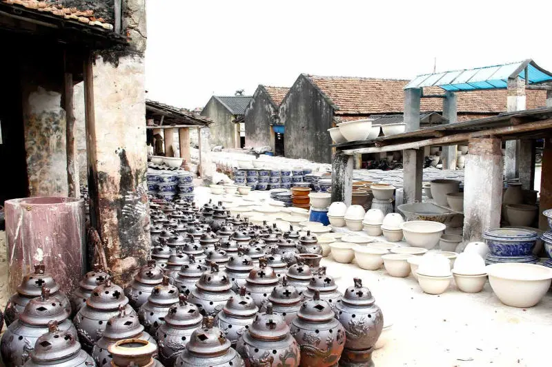 Kh&aacute;m ph&aacute; Chợ gốm B&aacute;t Tr&agrave;ng, tinh hoa nghệ thuật v&agrave; văn h&oacute;a 3