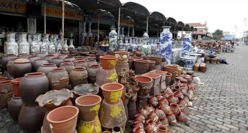 Kh&aacute;m ph&aacute; Chợ gốm B&aacute;t Tr&agrave;ng, tinh hoa nghệ thuật v&agrave; văn h&oacute;a 6