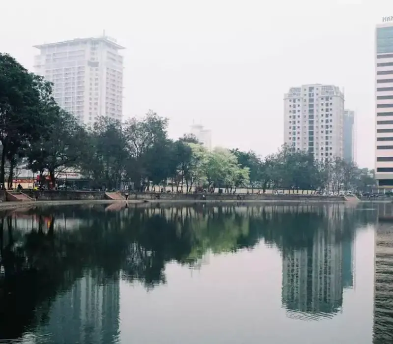 Khám phá hồ Giảng Võ: Vẻ đẹp thiên nhiên của Hà Nội 5
