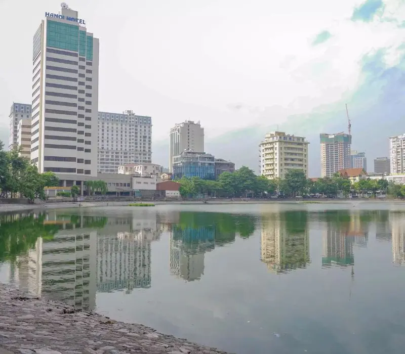 Khám phá hồ Giảng Võ: Vẻ đẹp thiên nhiên của Hà Nội 2