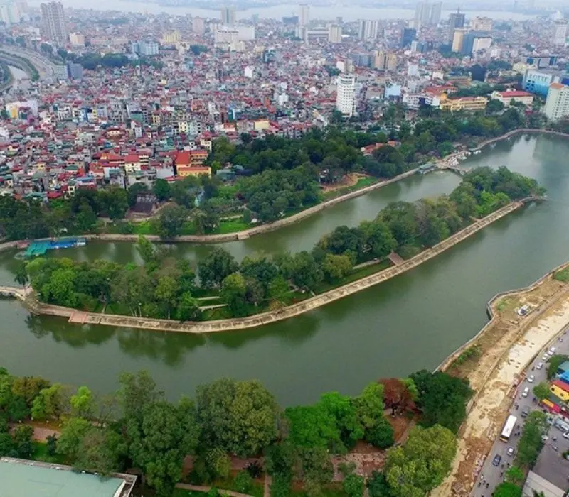 Khám phá hồ Giảng Võ: Vẻ đẹp thiên nhiên của Hà Nội 9