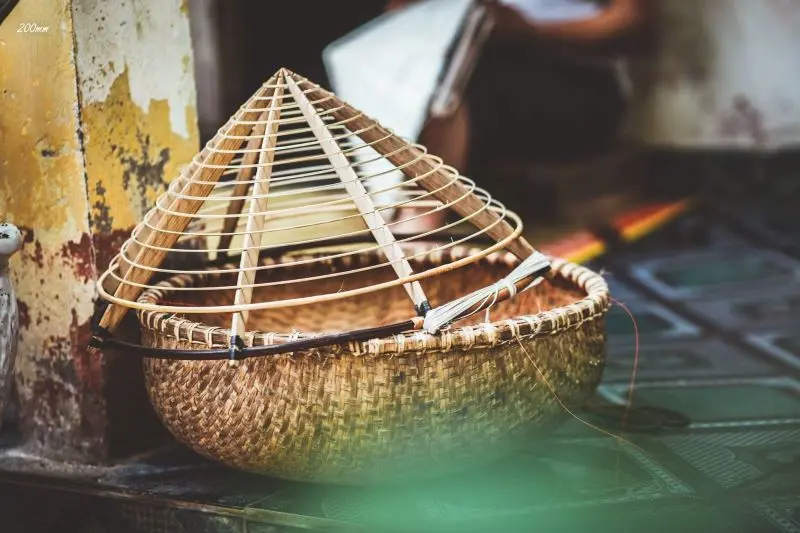 Kh&aacute;m ph&aacute; l&agrave;ng n&oacute;n Chu&ocirc;ng mang đậm hồn Việt giữa l&ograve;ng thủ đ&ocirc; 5