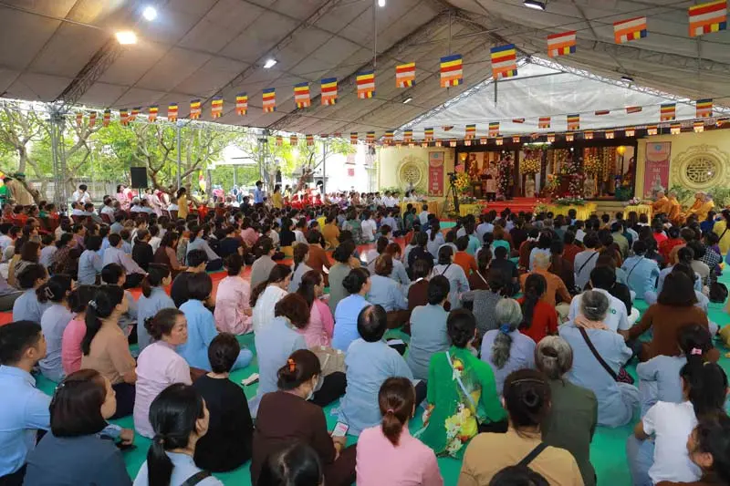Kinh nghiệm chi&ecirc;m b&aacute;i ch&ugrave;a Phổ Quang H&agrave; Nội từ A đến Z 9