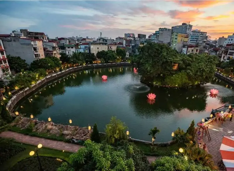 Kinh nghiệm tham quan Văn Miếu-Quốc Tử Gi&aacute;m chi tiết 2026 7