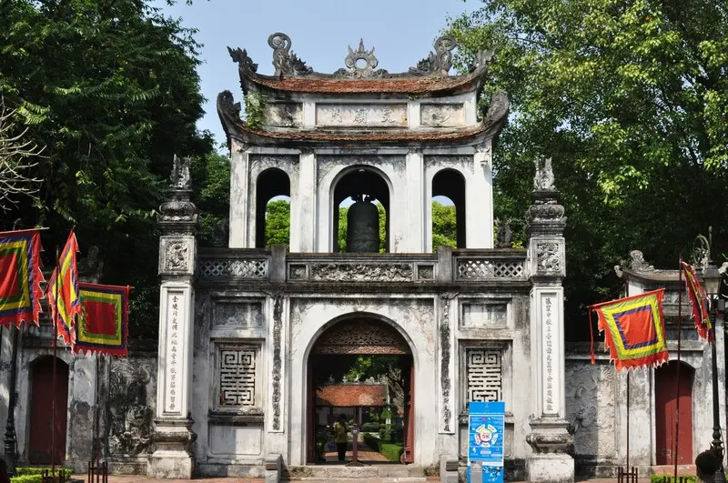 Kinh nghiệm tham quan Văn Miếu-Quốc Tử Gi&aacute;m chi tiết 2026 9