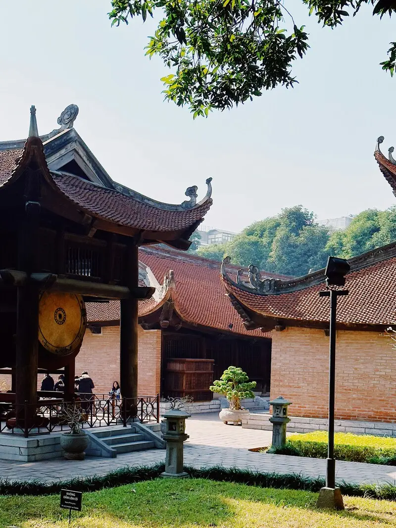 Kinh nghiệm tham quan Văn Miếu-Quốc Tử Gi&aacute;m chi tiết 2026 23