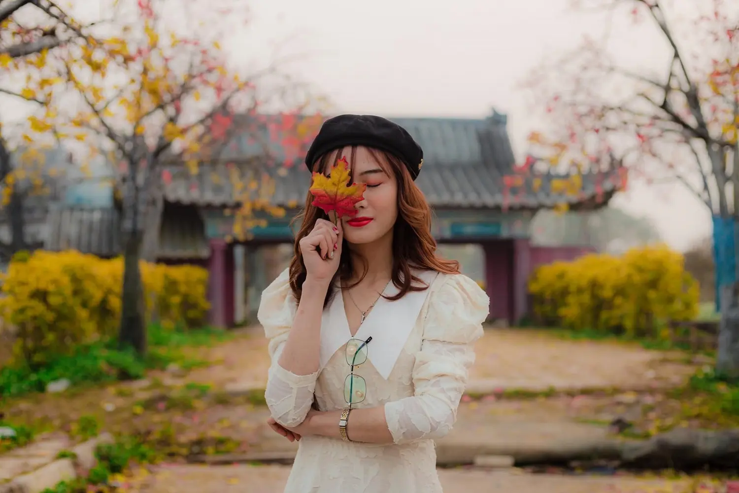Lạc giữa thảo nguy&ecirc;n hoa Long Bi&ecirc;n ngập tr&agrave;n sắc m&agrave;u 4