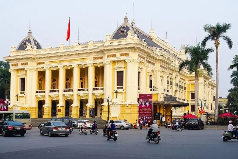 Nh&agrave; h&aacute;t Lớn H&agrave; Nội: Giao điểm trăm năm giữa văn nghệ v&agrave; kiến tr&uacute;c 2