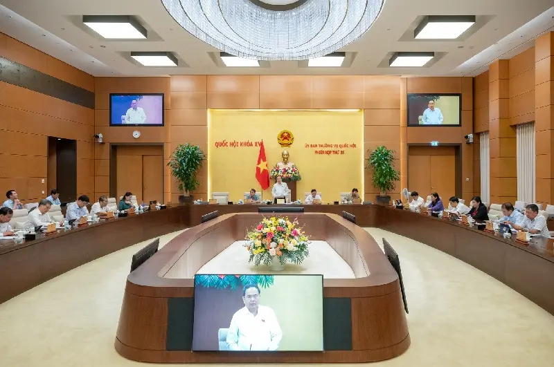 Nh&agrave; Quốc hội Việt Nam: Lịch sử, kiến tr&uacute;c v&agrave; trải nghiệm tham quan 10