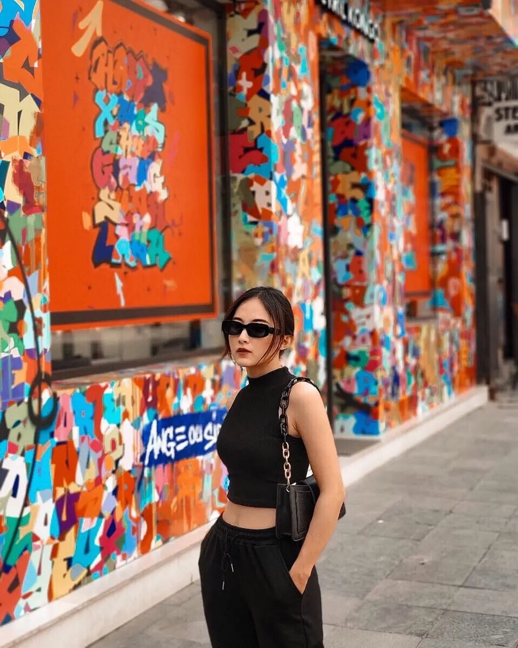 Săn l&ugrave;ng những kh&ocirc;ng gian nghệ thuật ở H&agrave; Nội đang h&oacute;t h&ograve;n họt 14