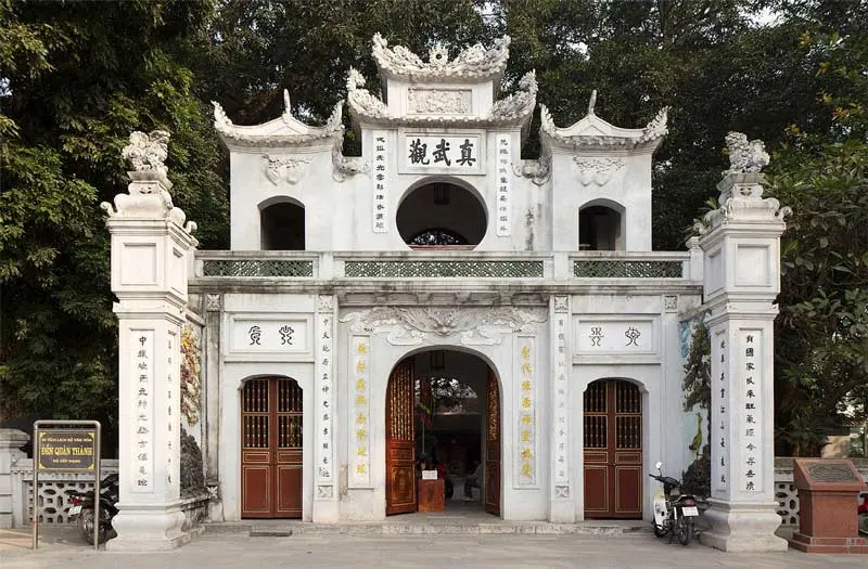 Top 10 di t&iacute;ch lịch sử ở H&agrave; Nội khắc họa chiều d&agrave;i ng&agrave;n năm văn hiến 11