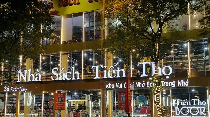 Top 12 nhà sách Hà Nội lớn và nổi tiếng nhất Thủ đô 9