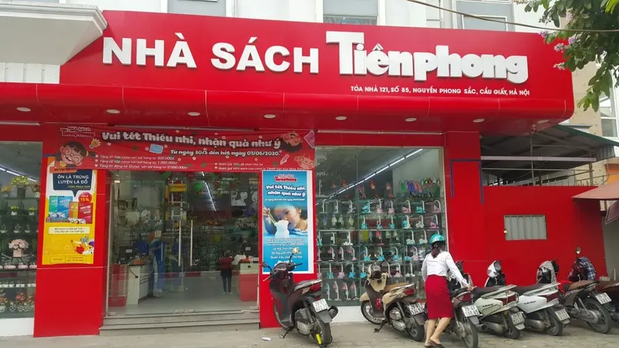 Top 12 nhà sách Hà Nội lớn và nổi tiếng nhất Thủ đô 8