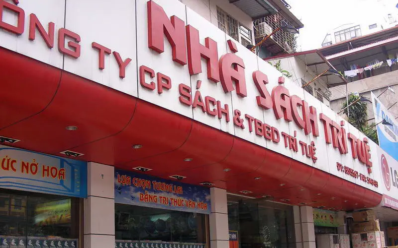 Top 12 nhà sách Hà Nội lớn và nổi tiếng nhất Thủ đô 11