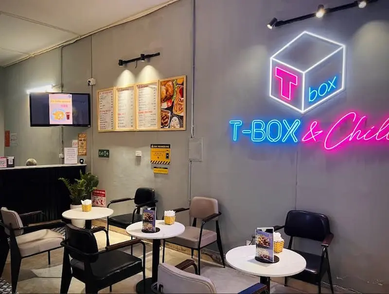 Top 6 qu&aacute;n cafe phim H&agrave; Nội l&yacute; tưởng để tận hưởng vũ trụ điện ảnh ri&ecirc;ng tư 7