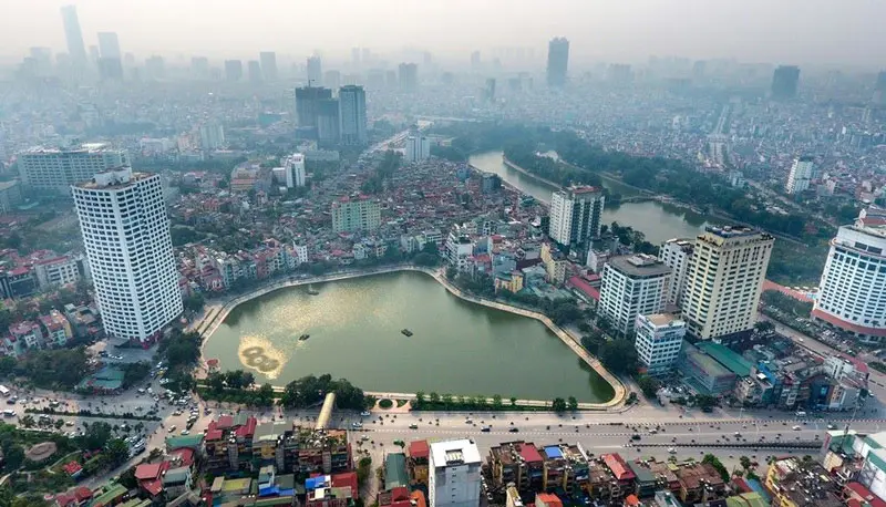 Top 9 c&ocirc;ng vi&ecirc;n c&acirc;y xanh tr&aacute;nh n&oacute;ng cho m&ugrave;a h&egrave; thủ đ&ocirc; 9