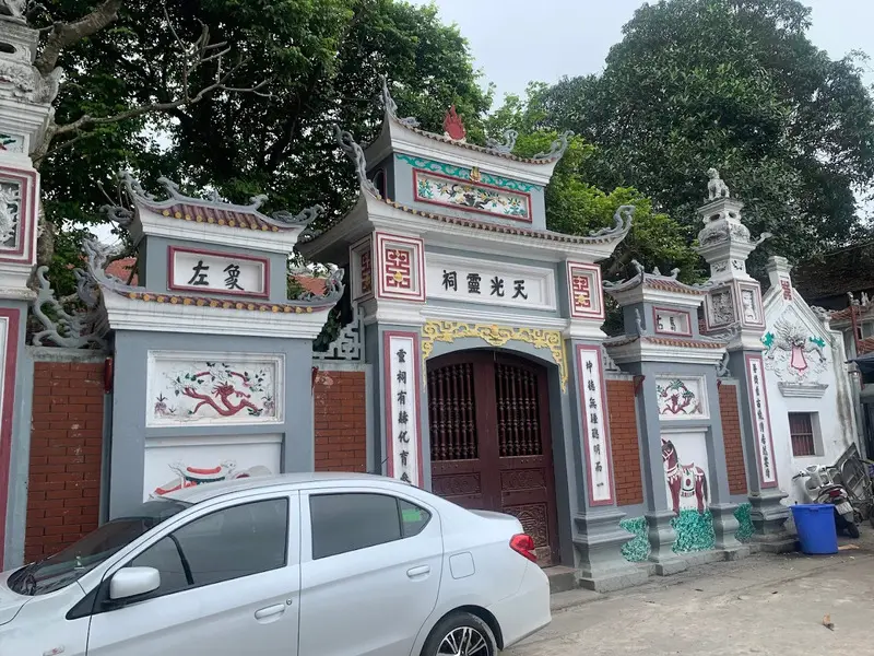 Trải nghiệm đền Ghềnh linh thi&ecirc;ng b&ecirc;n d&ograve;ng s&ocirc;ng Hồng H&agrave; Nội 2