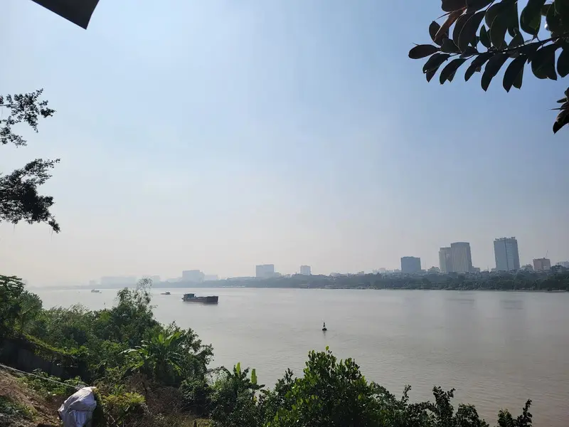 Trải nghiệm đền Ghềnh linh thi&ecirc;ng b&ecirc;n d&ograve;ng s&ocirc;ng Hồng H&agrave; Nội 9