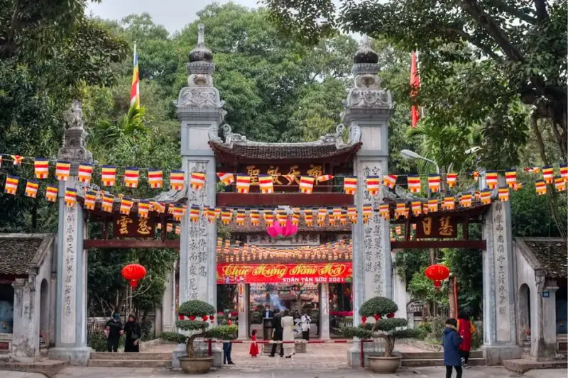 Viếng thăm chùa Láng với nét đẹp uy nghi gần 900 năm tuổi 3