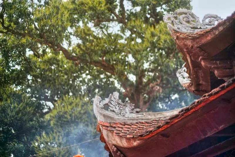 Viếng thăm chùa Láng với nét đẹp uy nghi gần 900 năm tuổi 8