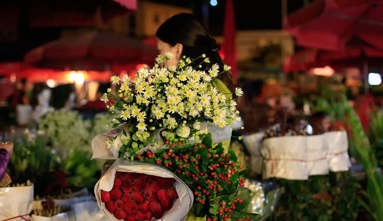 Ghé Chợ hoa Quảng Bá để trải nghiệm nếp sống thú vị giữa lòng thủ đô