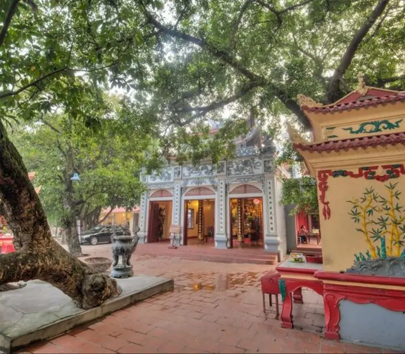 Phủ Tây Hồ linh thiêng níu bước người về thủ đô Hà Nội