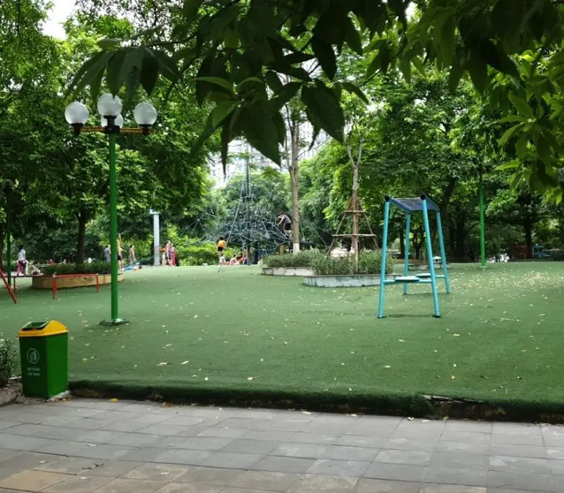 Thư giãn tại công viên Nghĩa Đô: Hòn Ngọc Xanh giữa lòng Hà Nội
