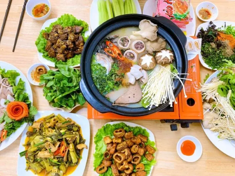 12 địa điểm thưởng thức lẩu ch&aacute;o H&agrave; Nội thơm ngon nức tiếng 2