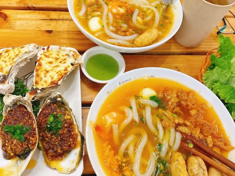 13 qu&aacute;n ăn trưa H&agrave; Nội: Từ nh&agrave; h&agrave;ng sang trọng đến b&igrave;nh d&acirc;n 9