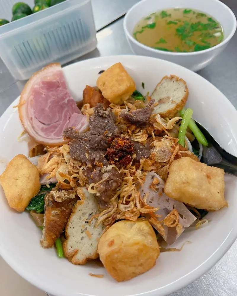 9 quán bánh đa trộn Hà Nội hấp dẫn tín đồ ẩm thực 2