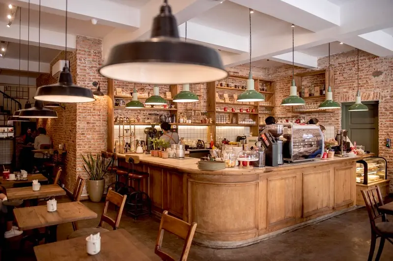 All Day Coffee, mảng m&agrave;u đậm chất &Acirc;u giữa l&ograve;ng thủ đ&ocirc; 2