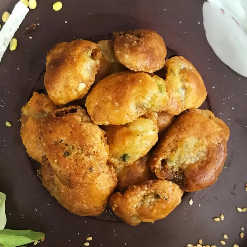 B&aacute;nh chả H&agrave; Nội, m&oacute;n ăn đặc sản đậm đ&agrave; hương vị H&agrave; th&agrave;nh 8