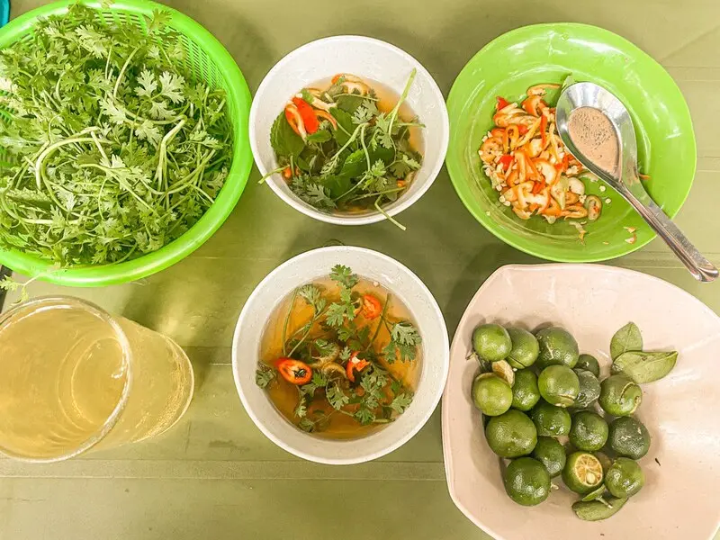 Bánh cuốn Bà Xuân lưu giữ hương vị truyền thống xưa của Hà Nội 6