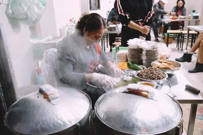 Bánh cuốn Bà Xuân lưu giữ hương vị truyền thống xưa của Hà Nội 5