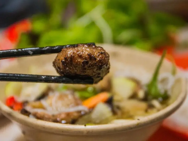 B&uacute;n chả H&agrave;ng Quạt, hương vị đặc trưng của H&agrave; Th&agrave;nh 8