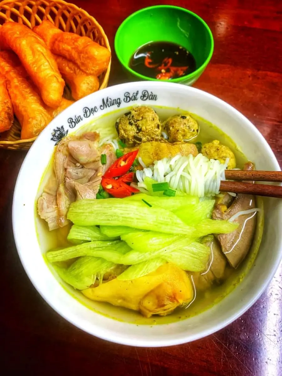 B&uacute;n dọc m&ugrave;ng H&agrave; Nội, m&oacute;n ăn vừa bổ dưỡng vừa vui miệng 5