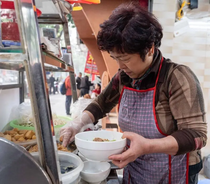 B&uacute;n Ri&ecirc;u Huyền Thu: Huyền thoại b&uacute;n ri&ecirc;u 40 năm tuổi c&oacute; g&igrave;? 3
