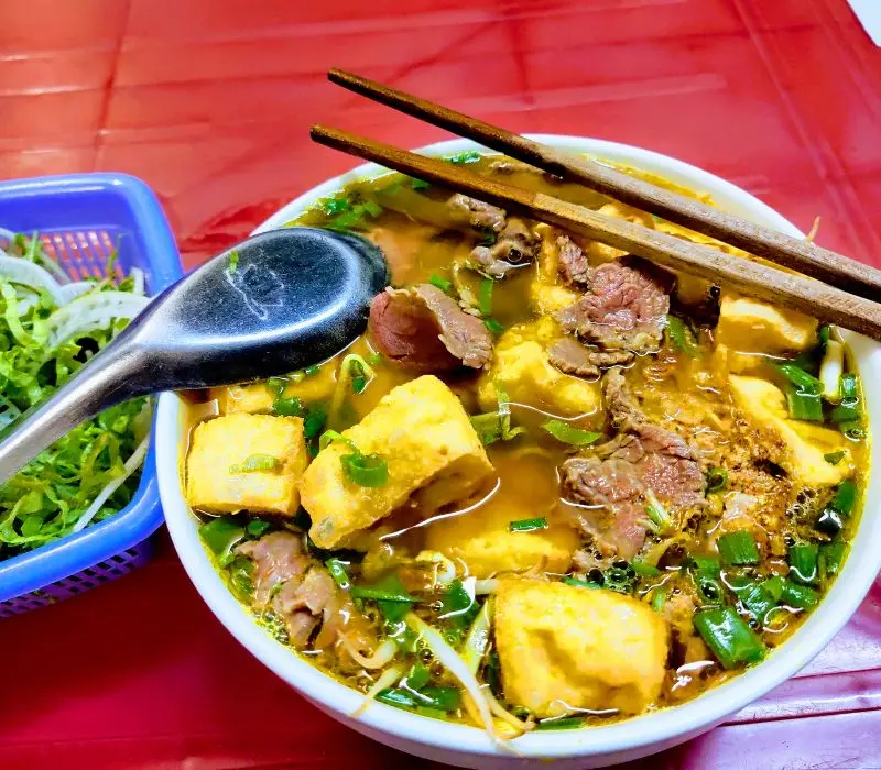 B&uacute;n Ri&ecirc;u Huyền Thu: Huyền thoại b&uacute;n ri&ecirc;u 40 năm tuổi c&oacute; g&igrave;? 2