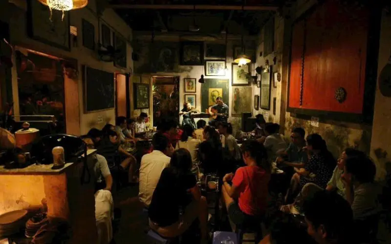 Cafe Cuối Ng&otilde;, nơi gắn kết những t&acirc;m hồn y&ecirc;u nhạc Trịnh 5