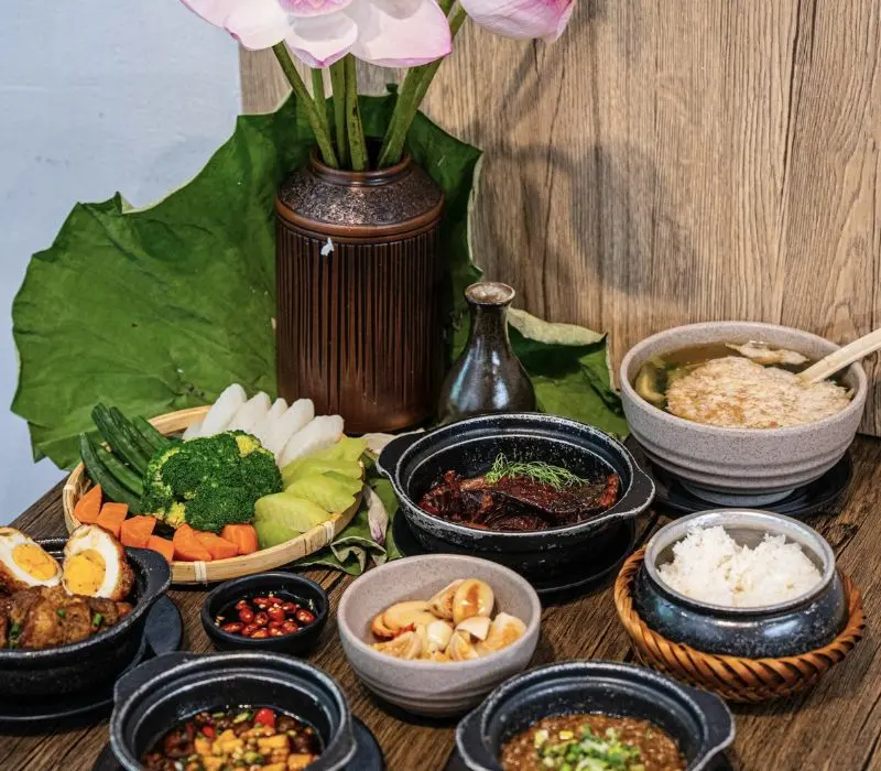 Cơm Đốt Thố L&atilde;o Đại, hương vị tuyệt hảo kh&oacute; c&oacute; thể chối từ 7